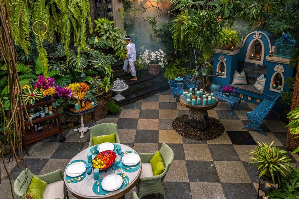 Baan Botanica, ng&ocirc;i nh&agrave; của Bensley v&agrave; Jirachai ở Bangkok, Th&aacute;i Lan.