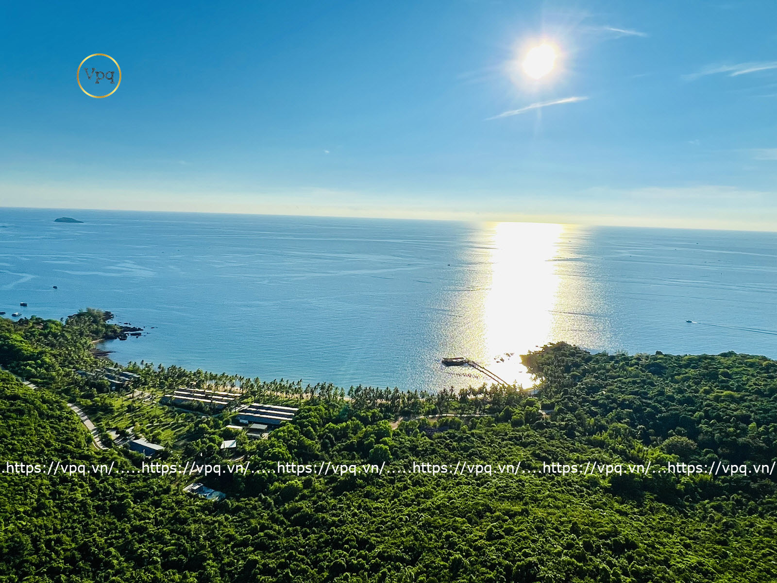 Thiên nhiên tuyệt mỹ tại Bãi Trào - Hon Thom Paradise Island