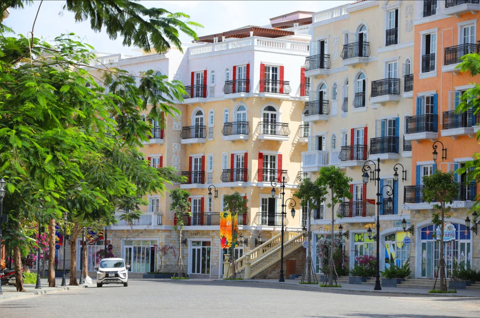 Check in với những căn The Center đa sắc