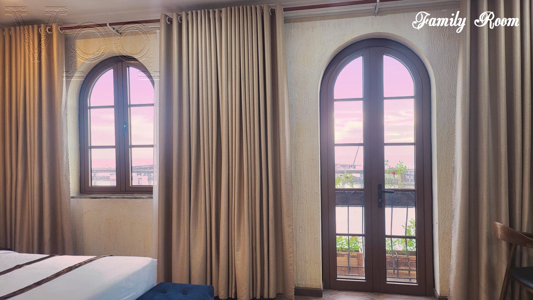 Góc view chực chill từ phòng Family Juliet's Boutique Hotel