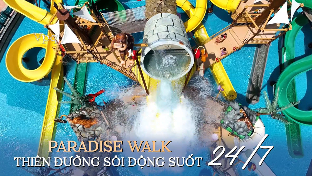 Paradise Walk kế bên công viên nước lớn nhất Đông Nam Á