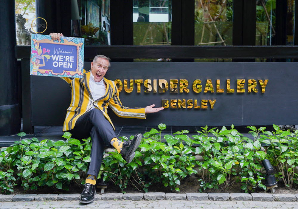 Bill và phòng tranh Outsider Gallery Bensley