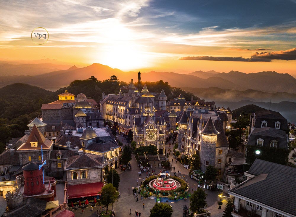 Làng Pháp - Bà Nà Hills