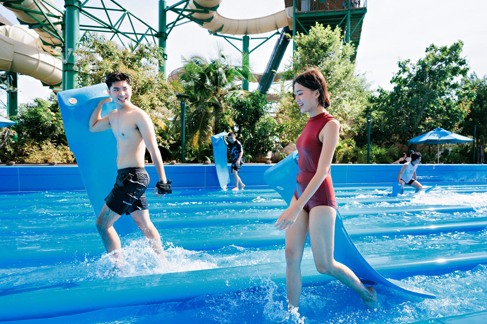 Trải nghiệm công viên nước Aquatopia