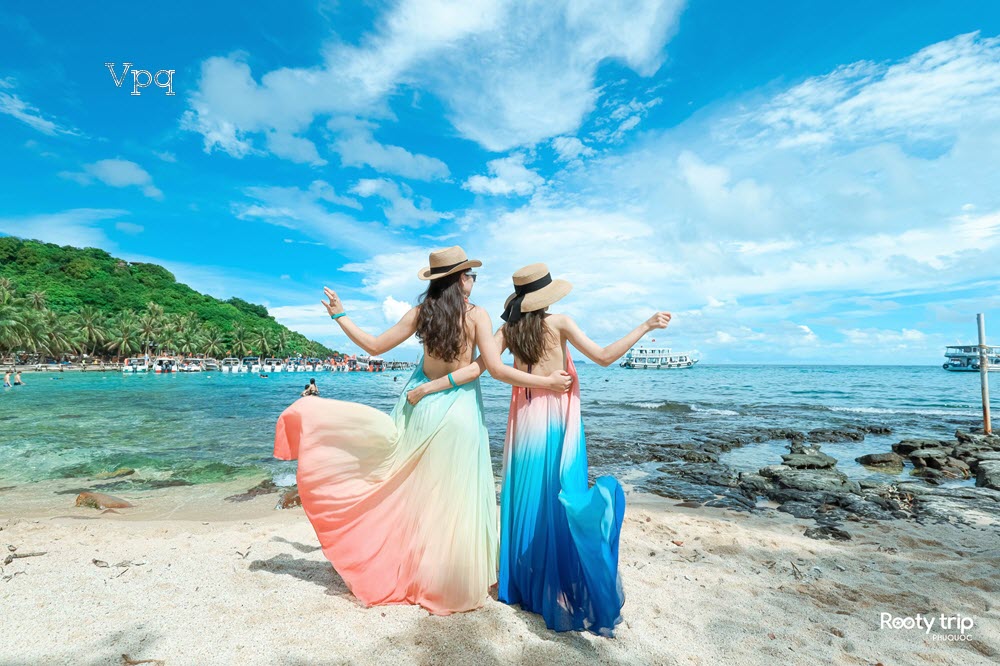Check in cùng những bộ cánh xinh đẹp
