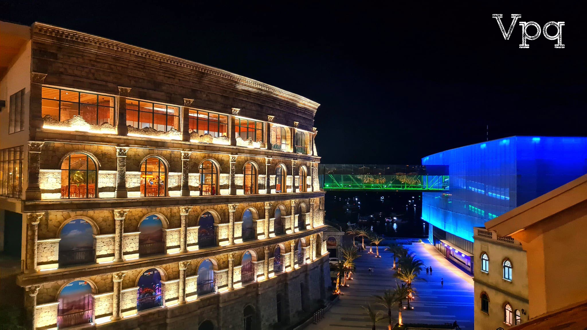 Khu vực thang kết nối từ Ga An Thới sang kh&aacute;n đ&agrave;i Kiss Of The Sea Show d&agrave;nh chi kh&aacute;ch VVIP