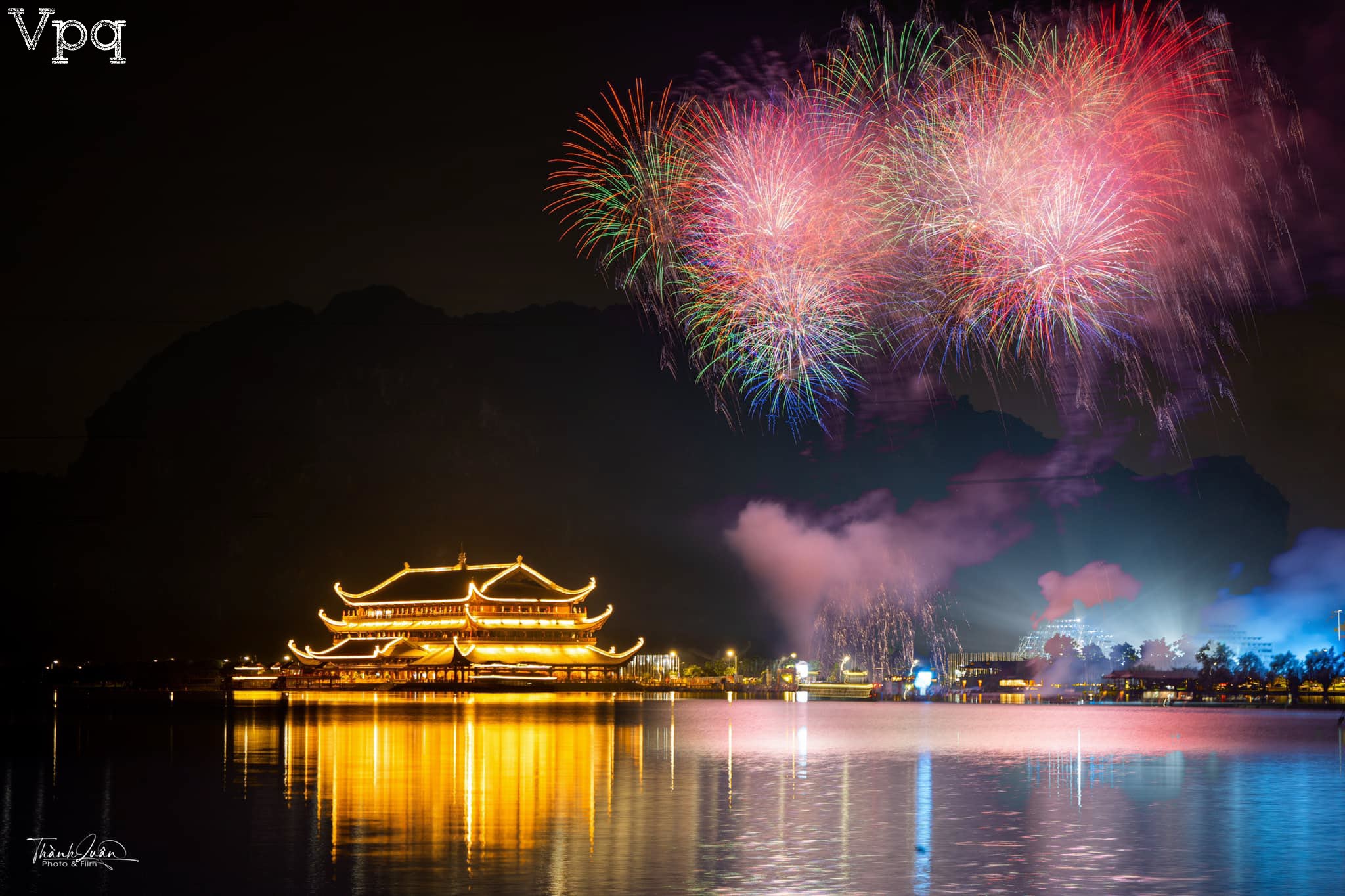 Pháo Hoa tại Chùa Tam Chúc tỉnh Hà Nam