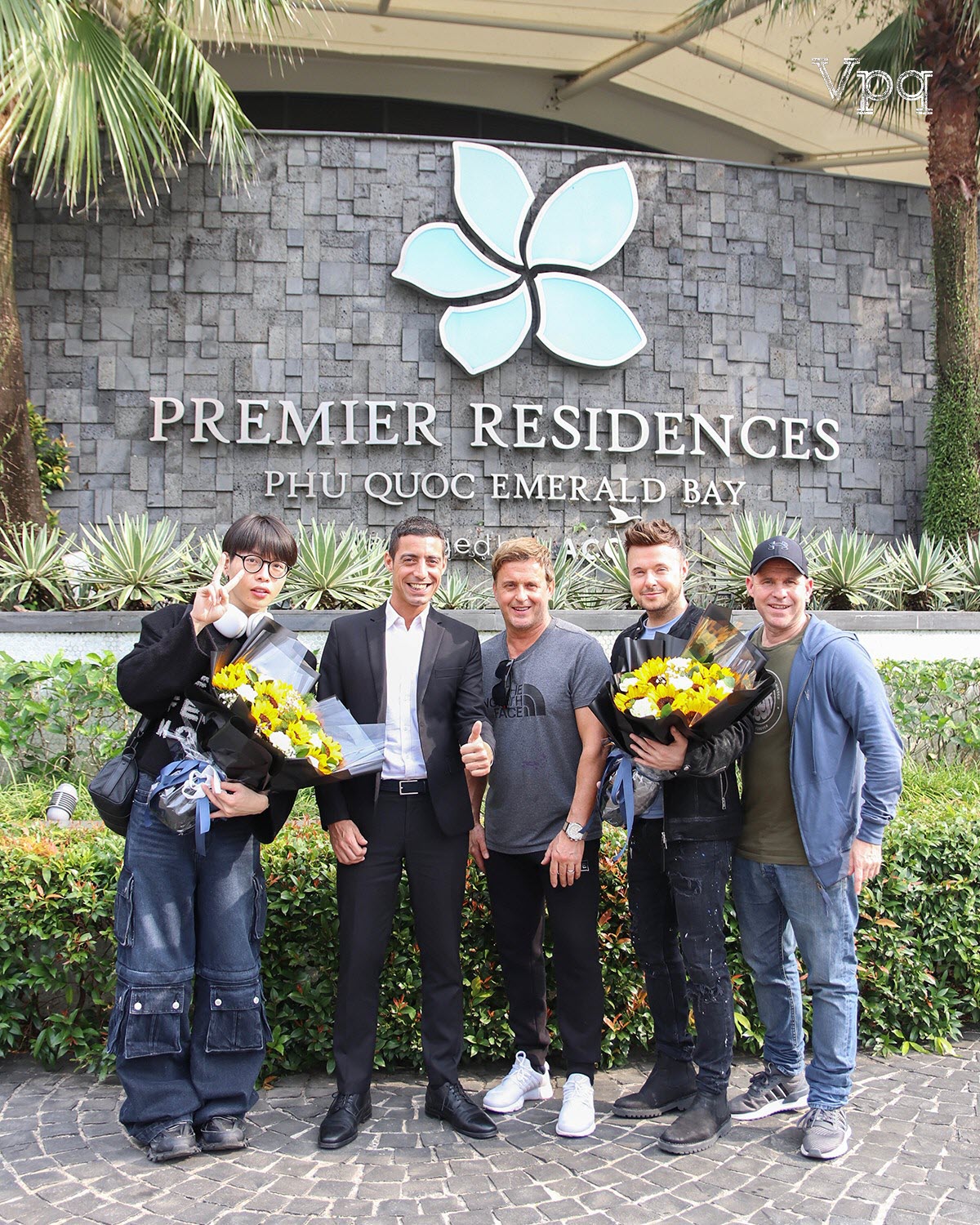 Ca sĩ Đức Phúc và nhóm nhạc 911 tại Premier Residences Phu Quoc Emerald Bay