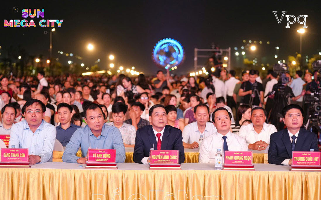 Các đại biểu tỉnh Hà Nam dự lễ khai mạc