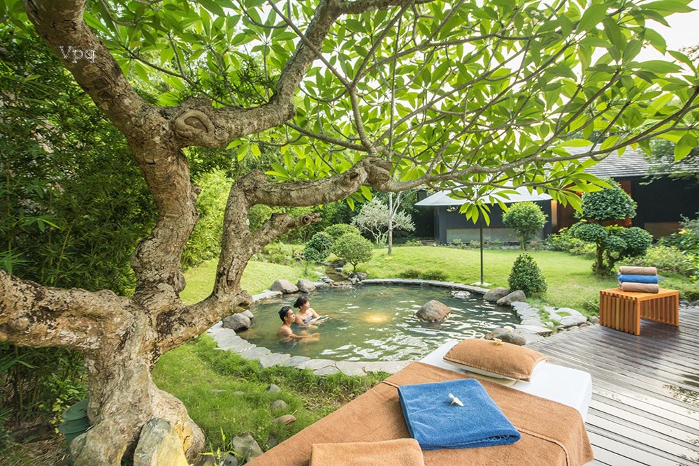 Du kh&aacute;ch trải nghiệm tắm Onsen tại Serena Resort