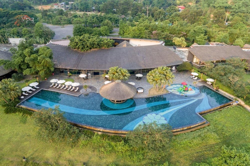 H&igrave;nh ảnh hồ bơi ngo&agrave;i trời tại Serena Resort Kim B&ocirc;i H&ograve;a B&igrave;nh