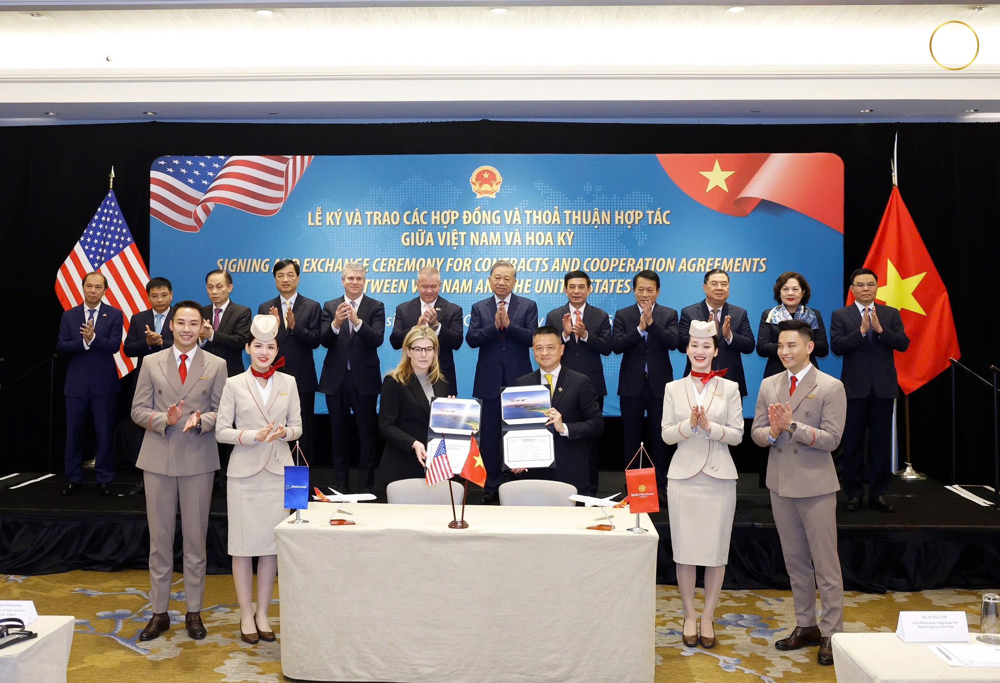 Sun PhuQuoc Airways ký kết với Boeing mua 40 tàu bay