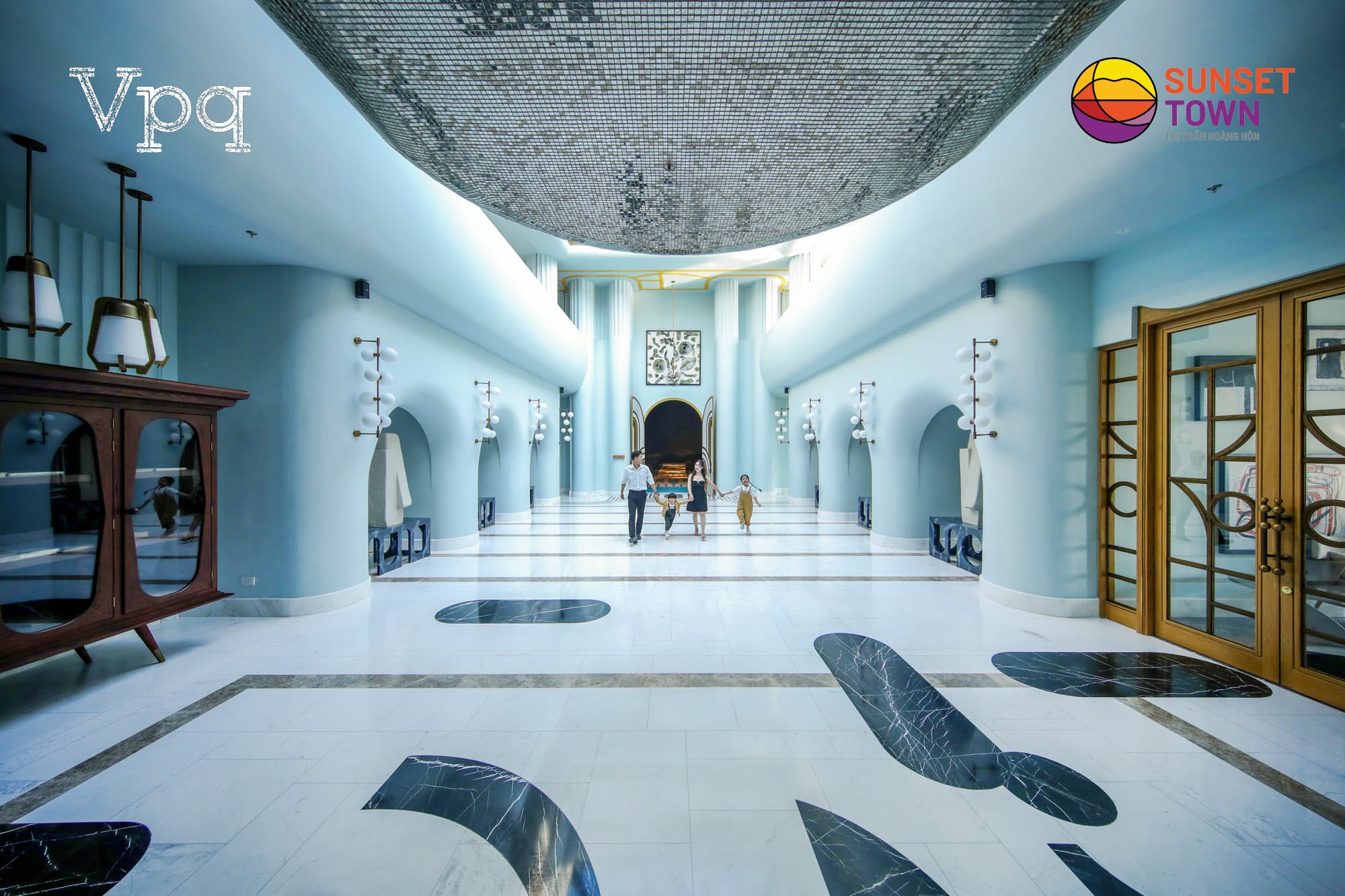 Không gian sảnh tầng 2 phía trước phòng Ballroom