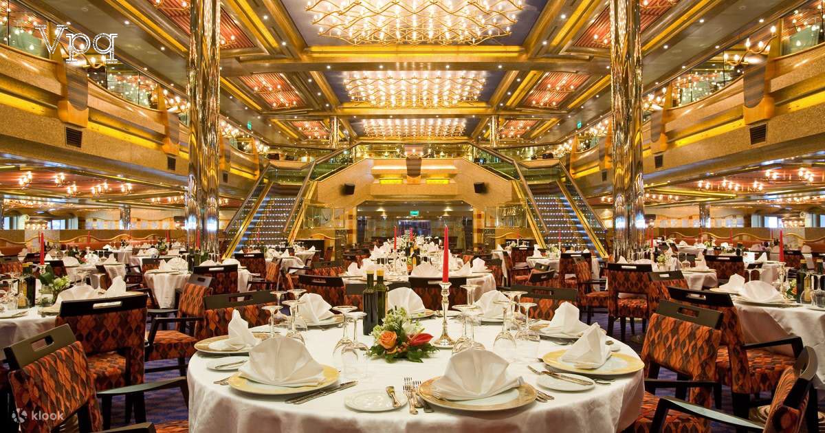 Nội thất bên trong tàu Costa Serena