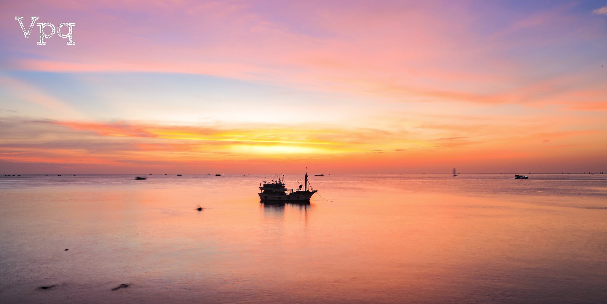 Một vẻ đẹp lãng mạn đầy xúc cảm chỉ có tại Sunset Town Phu Quoc