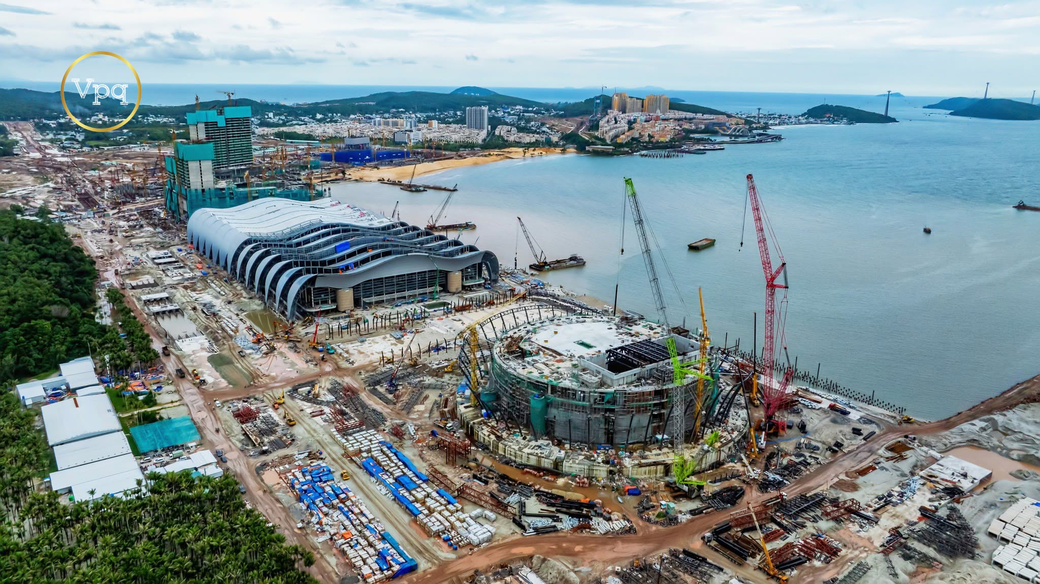 Trung t&acirc;m Hội nghị v&agrave; Triển l&atilde;m APEC, nh&agrave; h&aacute;t đa năng