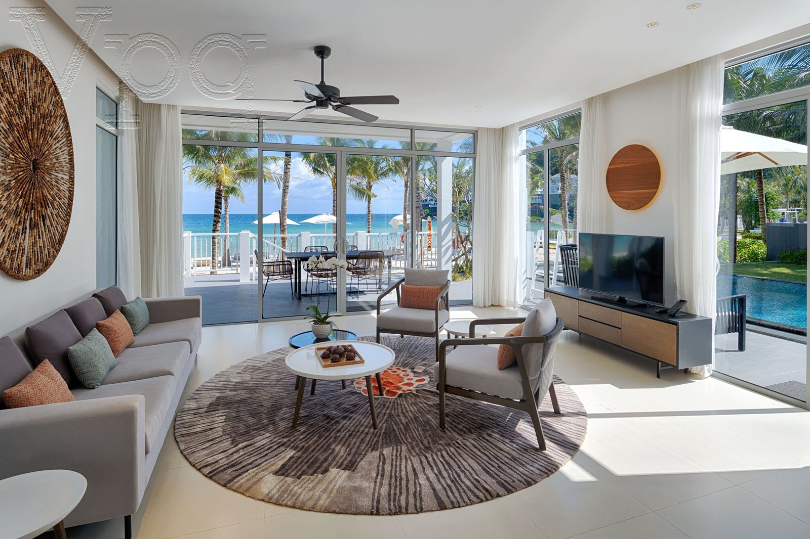 Phòng khách biệt thự sát biển Premier Village Phu Quoc