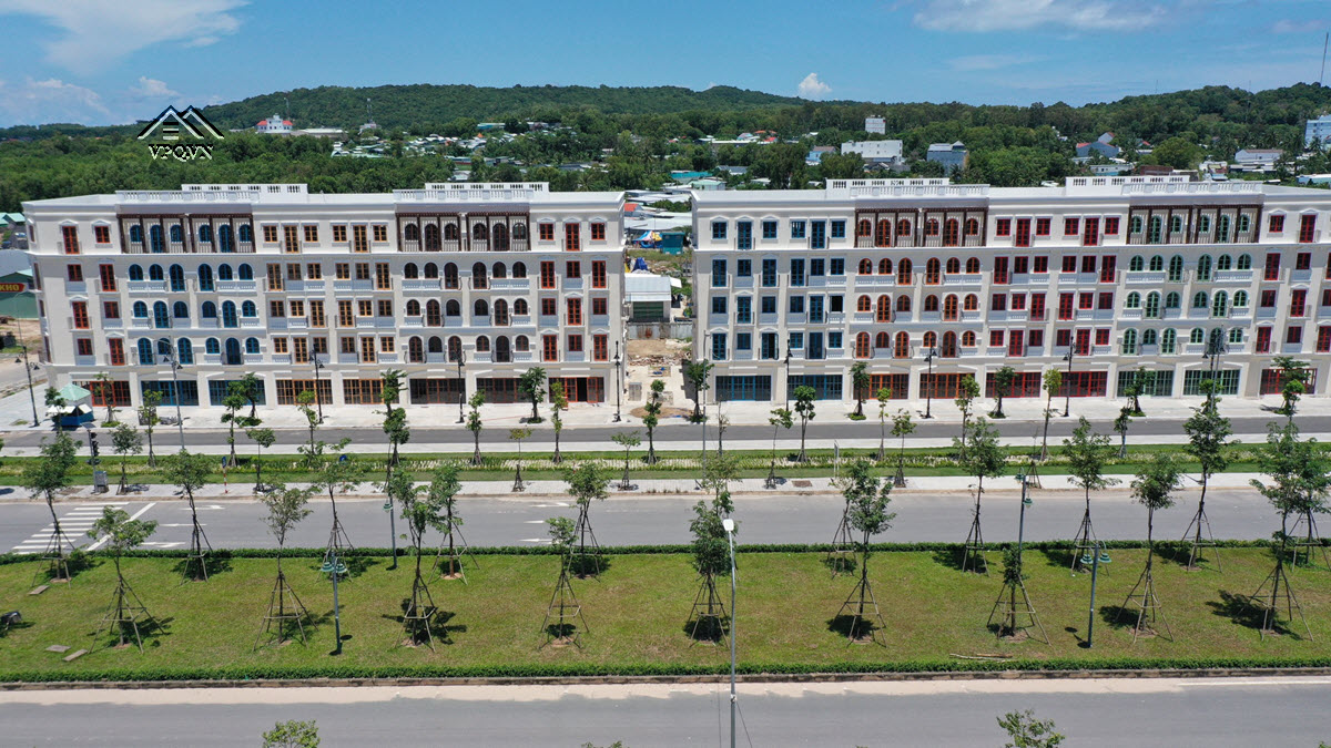Hình ảnh mặt ngoài dãy Shophouse GT chẵn - nhà phố đại lộ Gateway An Thới