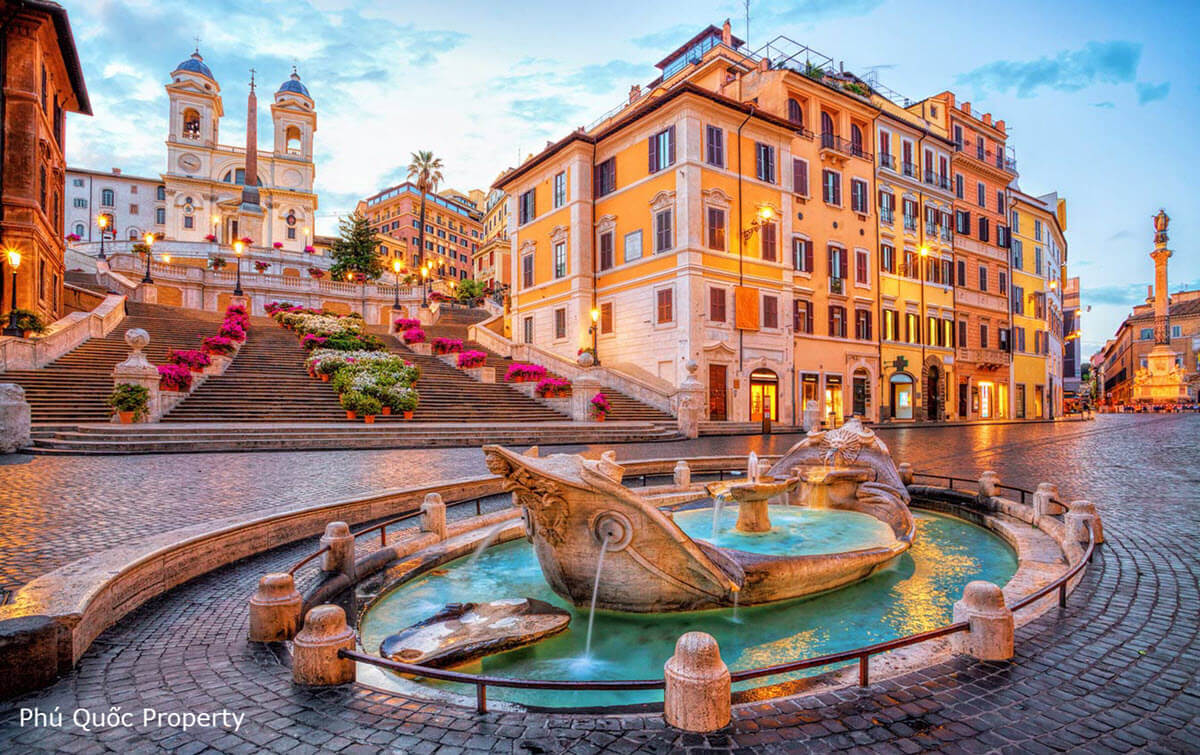 Bậc thang Tây Ban Nha nằm tại Rome - Ý